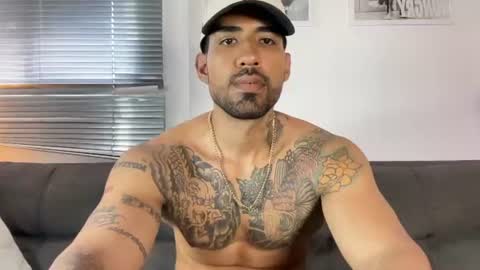Myke esthetic online show from July 14, 6:02 pm