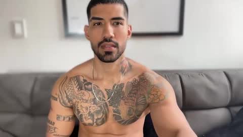 Myke esthetic online show from February 16, 8:22 pm