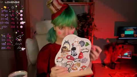 MylaFlores online show from November 1, 2:01 am