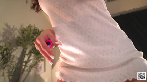 Snapshot of myliss chatting on October 15, 6:42 pm Liss Next stream December1 online show from October 15, 6:42 pm