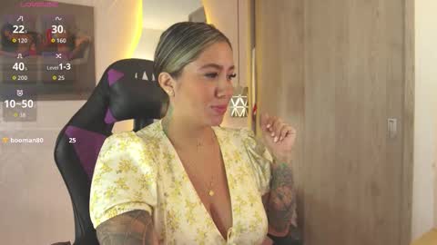 S A R A online show from November 26, 1:08 pm