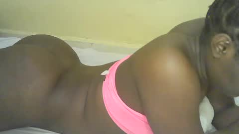 mystic_linna online show from June 14, 4:03 am