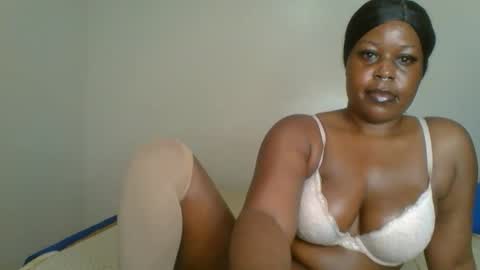 Snapshot of mystic_saucy chatting on September 18, 6:34 pm mystic_saucy online show from September 18, 6:34 pm