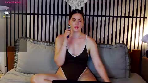 Angeline online show from July 16, 9:39 pm