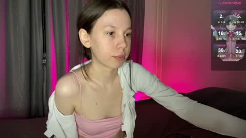 Snapshot of na_prikole_ chatting on January 23, 10:33 pm Vanessa and Julia  online show from January 23, 10:33 pm