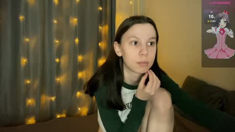 Snapshot of na_prikole_ chatting on February 1, 7:34 pm Vanessa and Julia  online show from February 1, 7:34 pm