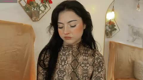 naamah_b online show from May 2, 3:18 pm