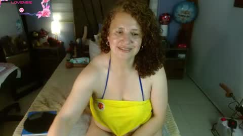 nadia_84 online show from July 7, 7:29 pm