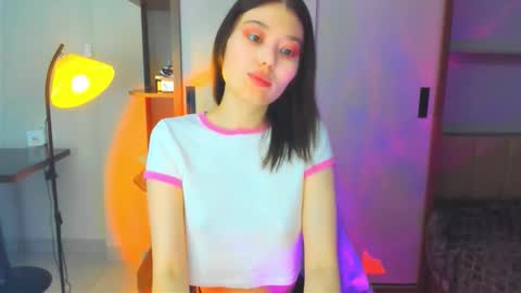 nadiazan online show from March 4, 10:01 am