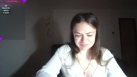 nadiiamorgun online show from June 21, 5:14 am