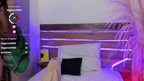 Nadine online show from November 18, 9:18 pm