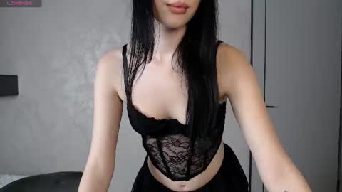 Naemi online show from July 16, 3:37 pm