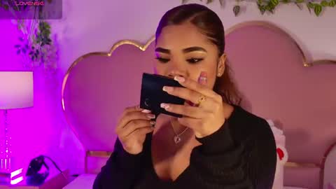 NahiaraReina  online show from July 11, 1:14 pm