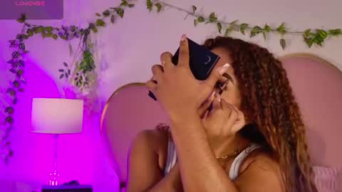 NahiaraReina  online show from June 28, 2:02 pm