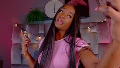  VICTORIA  online show from February 4, 8:13 pm