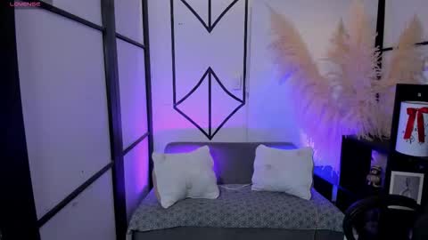 Nahomi online show from March 14, 7:01 am