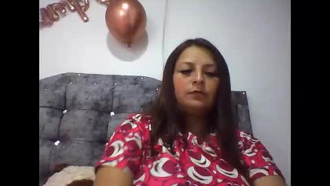 nahomy saints online show from November 1, 11:15 pm