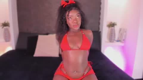 naina deivis33 online show from June 24, 3:57 am