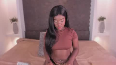 naina deivis33 online show from July 7, 3:41 am