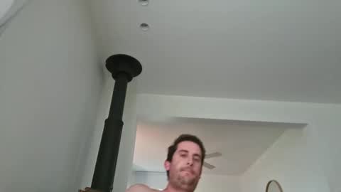 naked_man_1 online show from April 12, 12:25 am