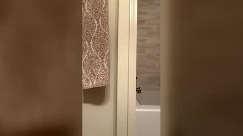 nakednate69 online show from April 5, 1:24 am