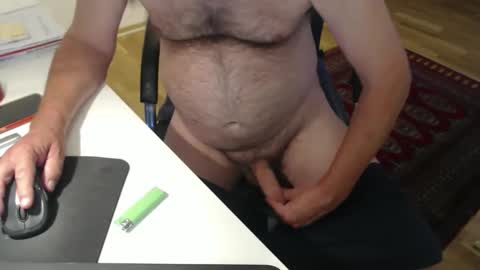 Nakedwanker10 online show from May 2, 5:35 am