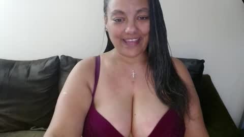 Nala Thickk online show from February 3, 9:30 pm