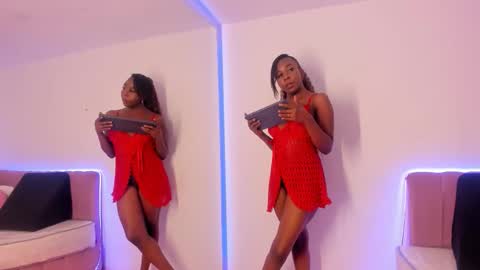 Ebony hot online show from March 11, 11:08 pm