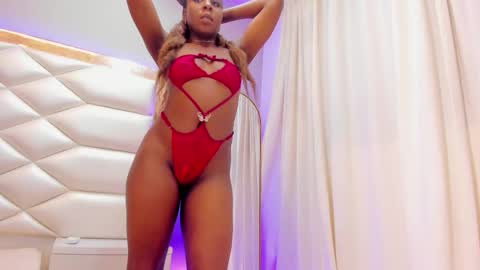 Ebony hot online show from March 12, 11:19 pm