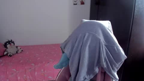 Nami online show from March 12, 8:41 pm