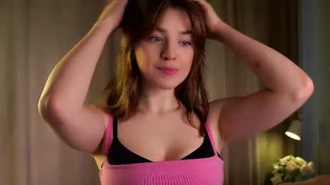 Kiana online show from June 26, 7:25 am