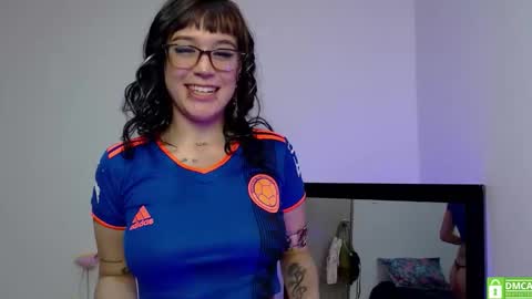 Snapshot of nanamii_04 chatting on October 9, 1:44 am nanamii_04 online show from October 9, 1:44 am