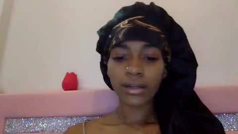 nanaonn online show from May 2, 7:52 pm