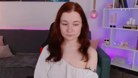 Nancy online show from May 19, 3:13 am