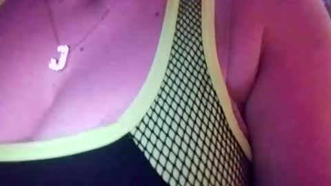 nancyybonita online show from January 7, 7:10 am