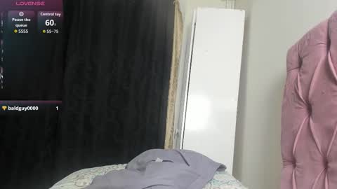 Snapshot of nani_lu chatting on September 29, 1:48 am Nani online show from September 29, 1:48 am