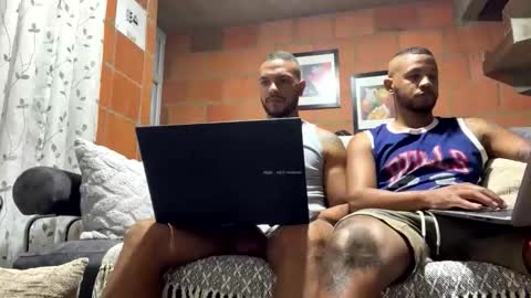 nano1206 online show from May 16, 2:52 am