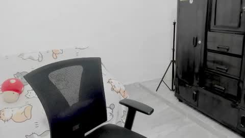  Naoko  online show from November 30, 12:07 am