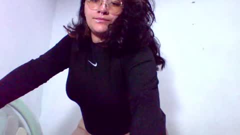 Naomi online show from December 24, 12:22 am