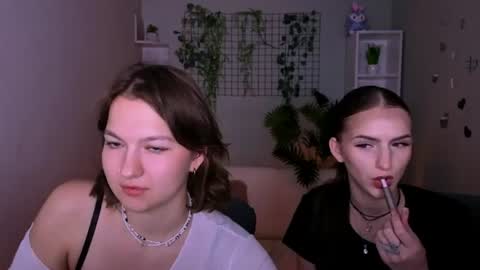 Naomi online show from June 25, 9:25 am