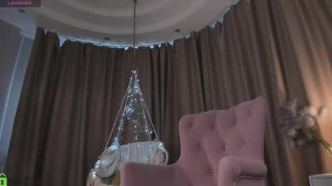 Naomi online show from September 16, 1:40 am