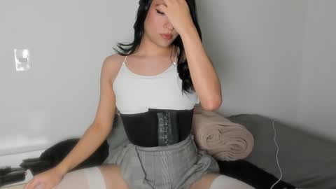 Naomi Moore online show from January 14, 12:29 am