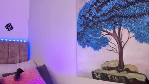 Laura  online show from March 12, 7:23 am