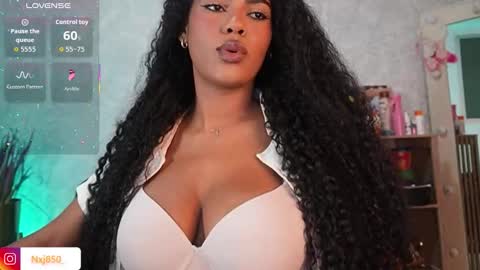 Naomi     online show from February 24, 10:02 pm