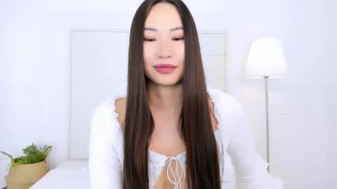 Naomi online show from April 26, 1:47 am