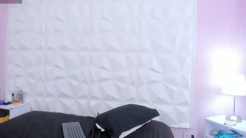 Snapshot of naomy_gyal chatting on September 30, 10:42 pm I am Naomy online show from September 30, 10:42 pm