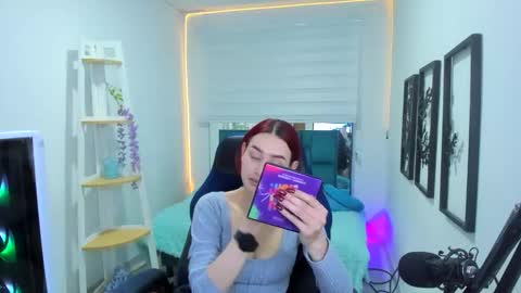 naomy online show from November 26, 2:09 am