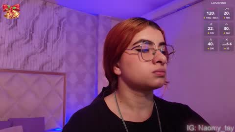 Naomy  online show from November 29, 3:14 am