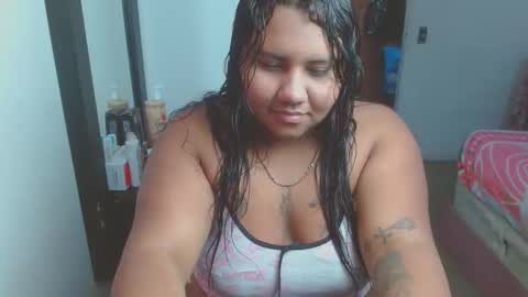 naomyandpablot online show from May 11, 1:23 am