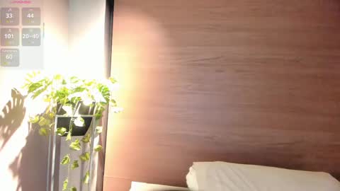 Snapshot of naomymonroe_ chatting on September 20, 11:08 pm Naomy online show from September 20, 11:08 pm
